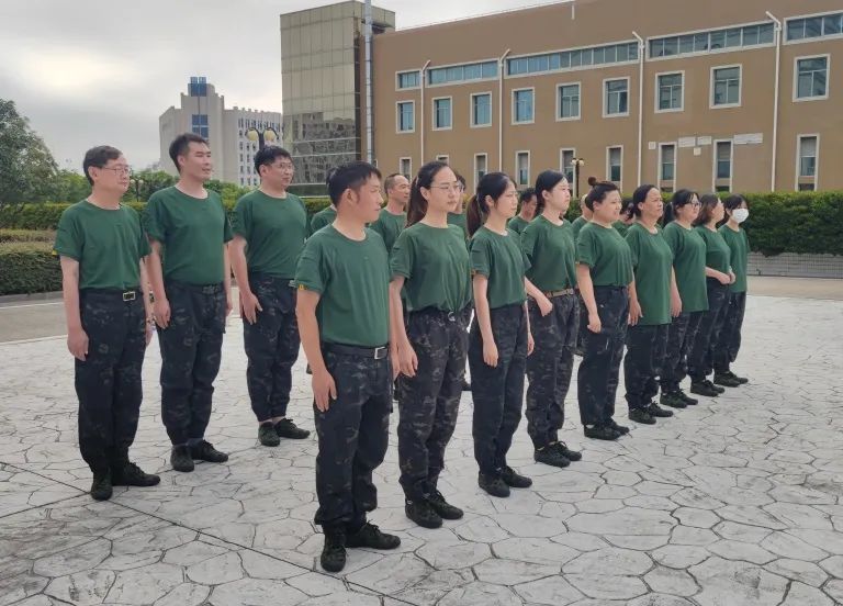 軍訓開營 破冰啟航 | 海尼藥業(yè)管理干部開啟軍事軍訓！